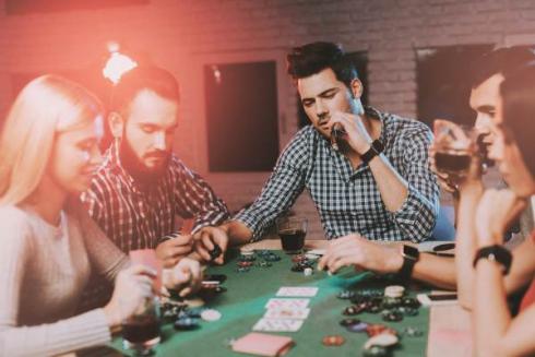 Poker Apuestas - Aprende las estrategias para apostar en poker
